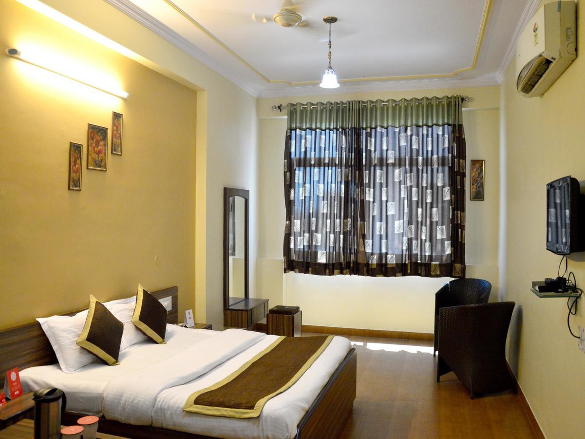 Oyo 6012 Hotel Rockwell Jaipur Bagian luar foto